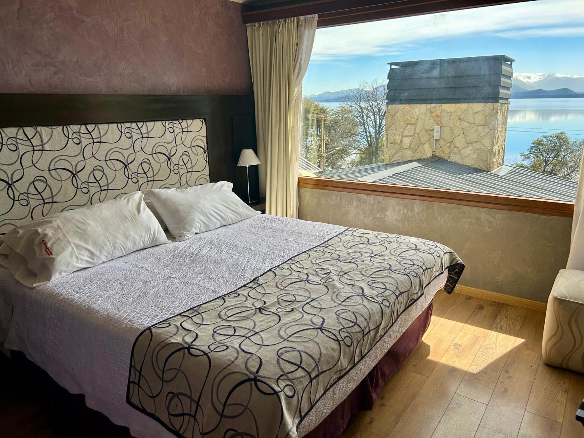 Bahia Paraiso Apart & Suites San Carlos de Bariloche Esterno foto