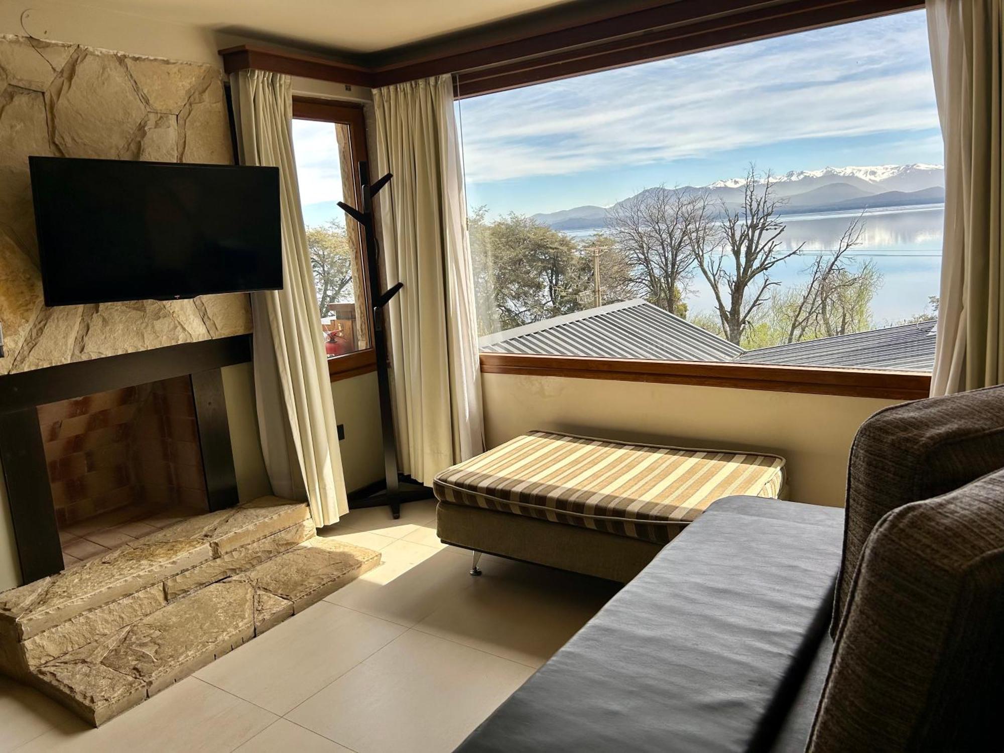 Bahia Paraiso Apart & Suites San Carlos de Bariloche Esterno foto