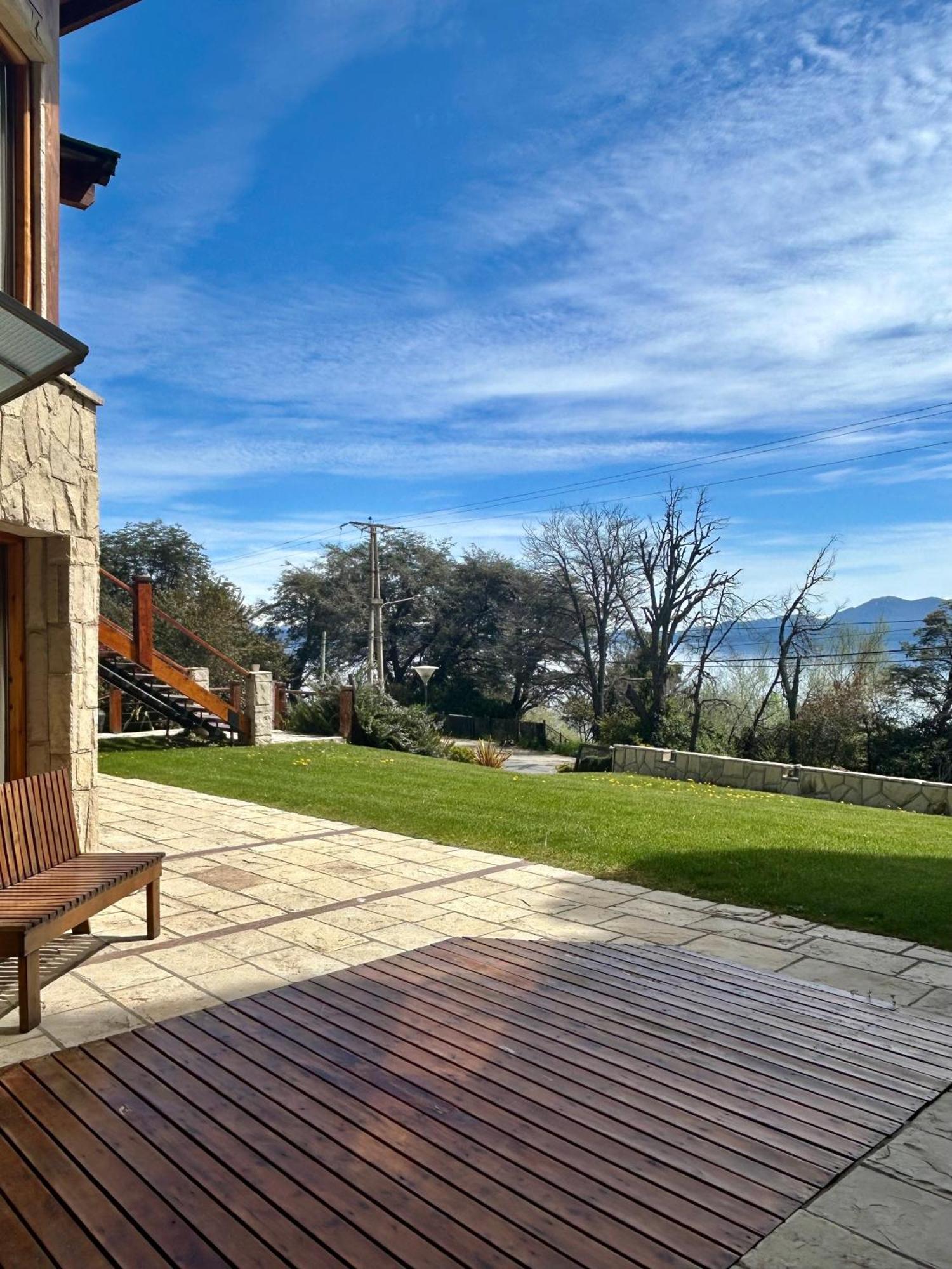 Bahia Paraiso Apart & Suites San Carlos de Bariloche Esterno foto